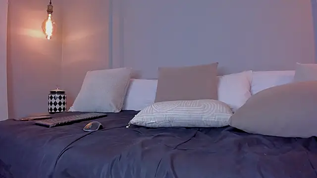 KylliamLevis webcam