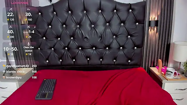 Valentina-Nova- webcam