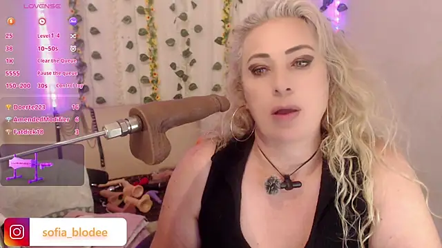 sofiacurvy_45 webcam