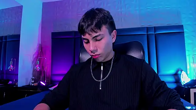 EthanSantori webcam