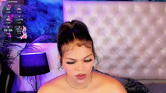 Keira_Fox31 webcam