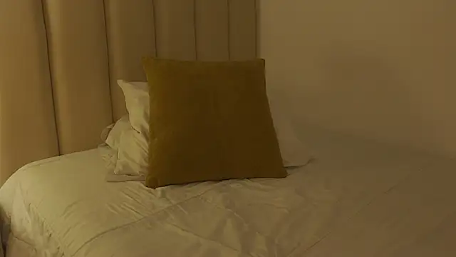 JulietteDee webcam