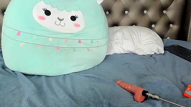 NadiaLyla webcam