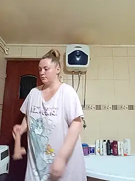 DiamondMia11 webcam