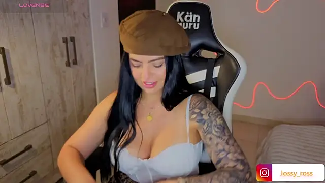Victoryyy_ webcam