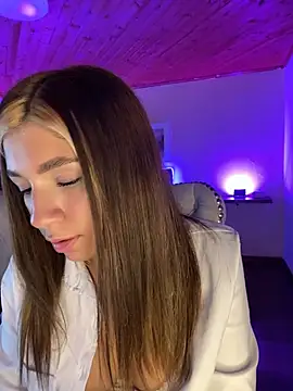 Isabella18_pink webcam