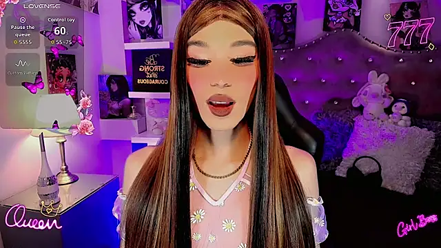 Megaan_Dolll webcam