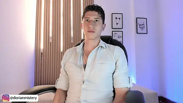 Dorianmistery2322_ webcam