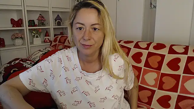 _karolynesyera_ webcam