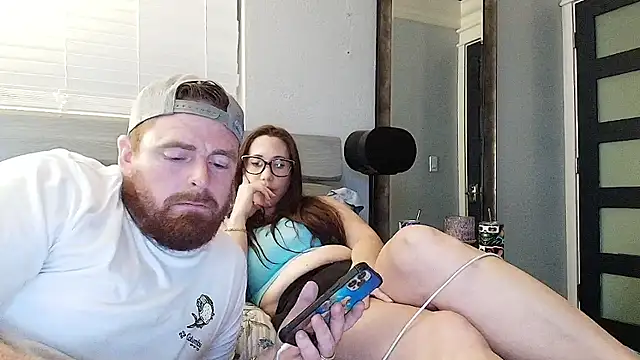 Yayadboii webcam