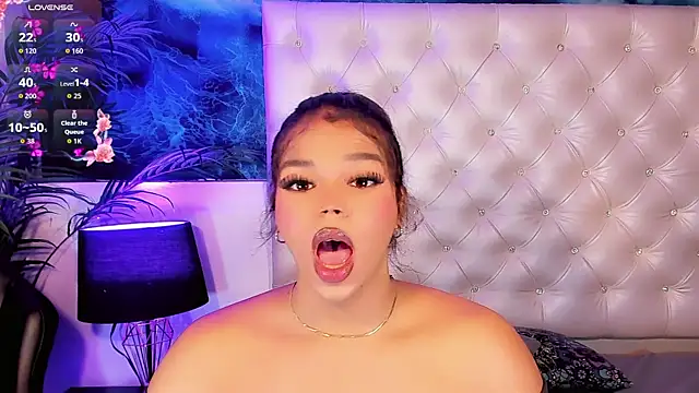 Keira_Fox31 webcam