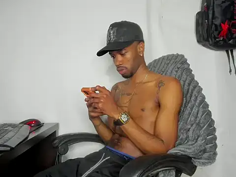 Kofi_exotic_2 webcam