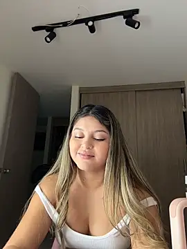 lunablossom_ webcam