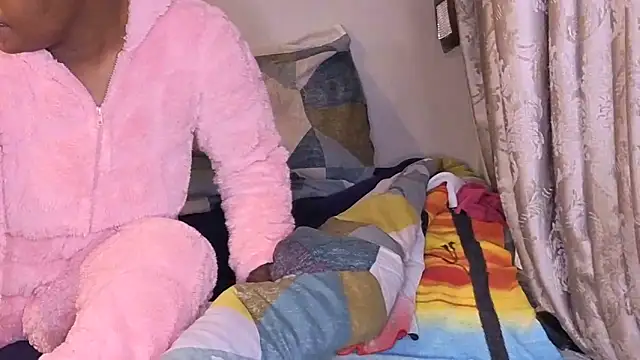 spicybootie webcam