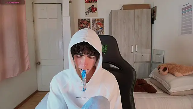 Nude_Boy18 webcam