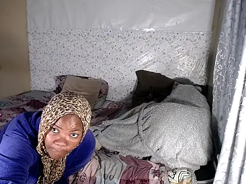 BendMeOverXX webcam