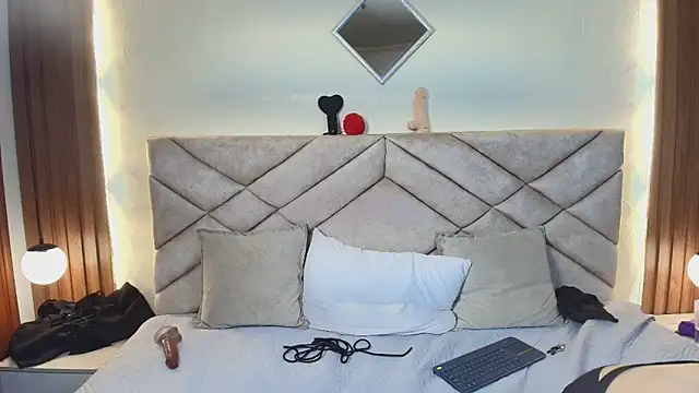 NoahAndGaia webcam