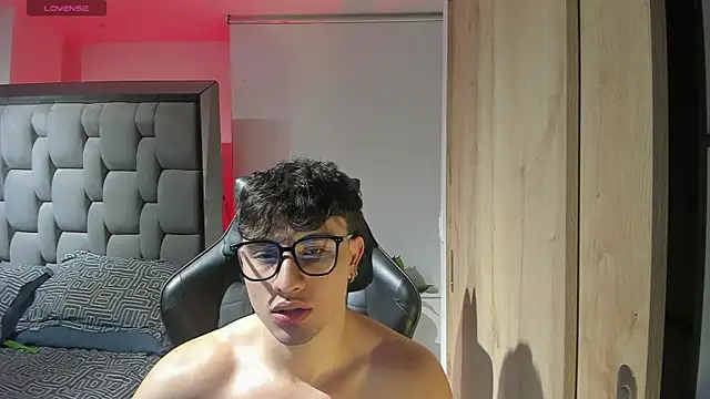 zack_lenox webcam