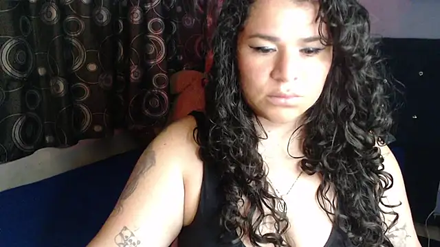 ANGELIQUE_KLANE webcam