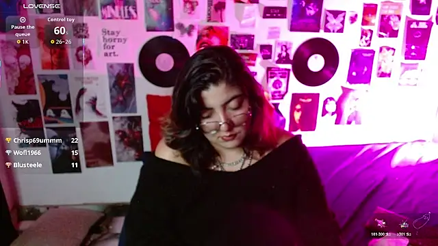 Roxy_f_w live cam
