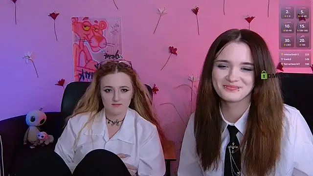 liana_kisses webcam