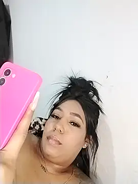 emma_purple_ webcam