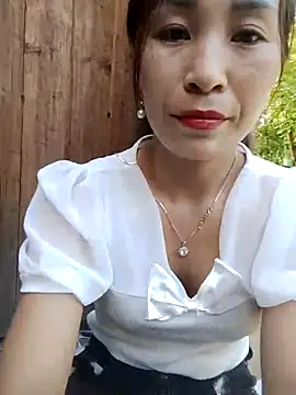 thobaby112 - Thobaby112's free webcam - UK Sex Cams