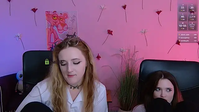 liana_kisses webcam