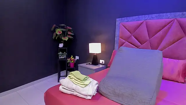 mia_milff webcam