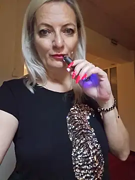 ladytouch - LadyTouch's free webcam - UK Sex Cams