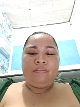 Sweetlorie_83 webcam