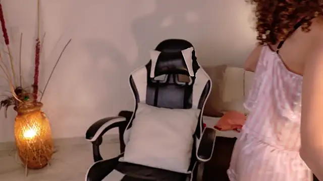 ChloeMoreti webcam