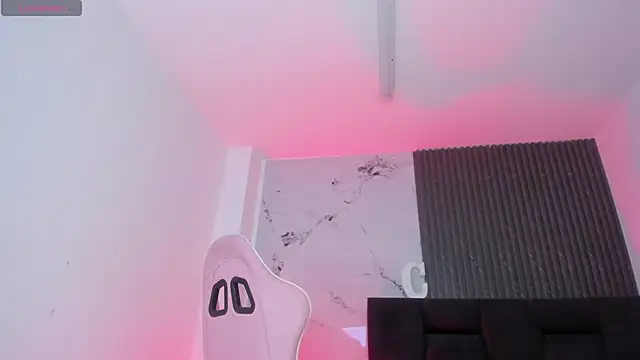 Chloemuaak webcam