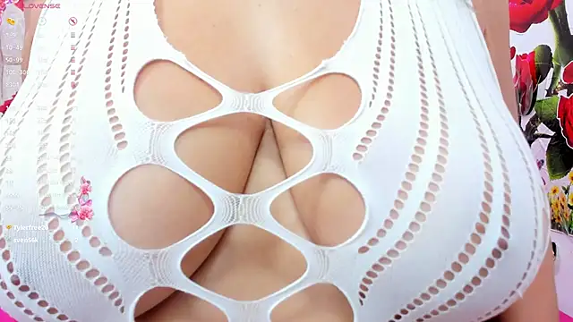 Celeste_Lincon webcam