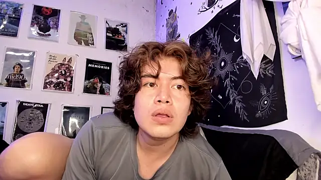 Nico_bulg3 live sex cam