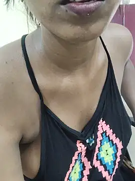 Simran_0011 webcam