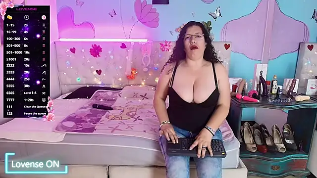 Zaly_mature webcam