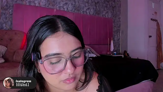 lilithst_ webcam