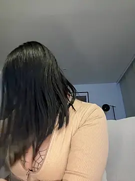 Rae_Lil_White webcam
