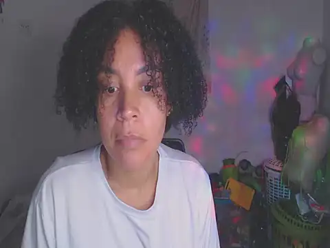 shayna_cute - Shayna_cute's free webcam - UK Sex Cams