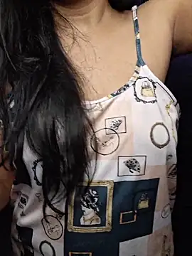 Nisha027 webcam