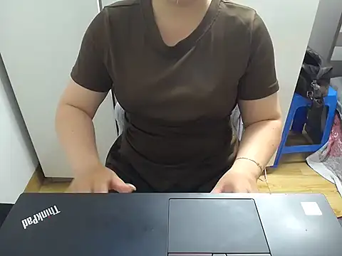 Coffee_Milktea webcam