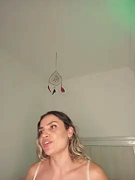 ASHLEY_BLAIR webcam