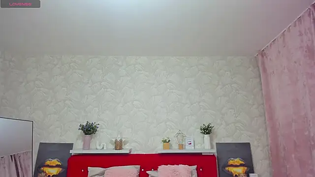 KattyPeachX webcam