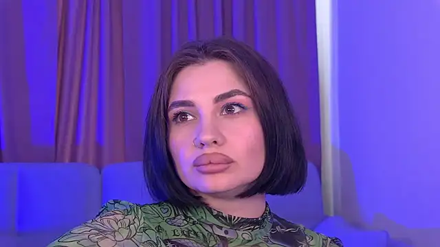 AdrianaToress webcam