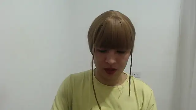 estefania224 webcam