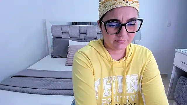 Camilaa_bueno webcam