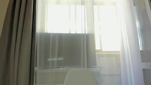 Stacey_Brow webcam