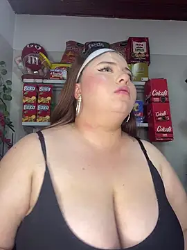 kitty__pinnk webcam