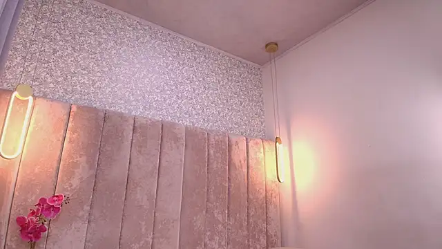 Pocahontas_606 webcam